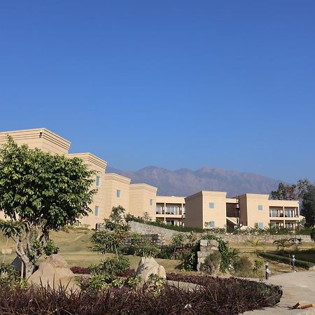 Club Mahindra Patkote Hotel Nainital Exterior photo